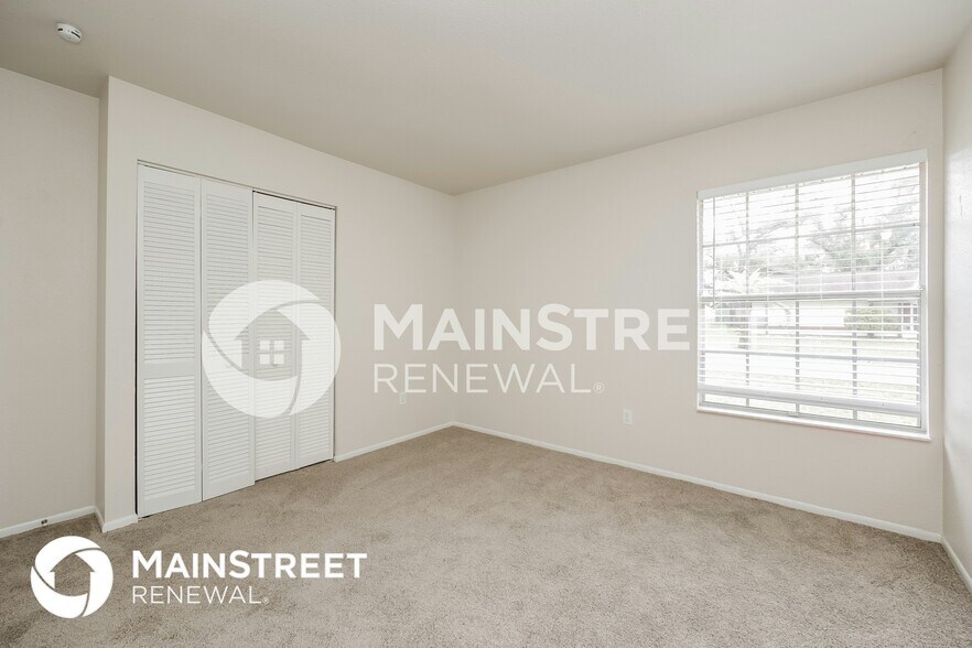 Building Photo - 4740 Escalante Dr
