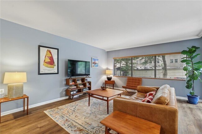 Building Photo - 1130 Piedmont Ave NE