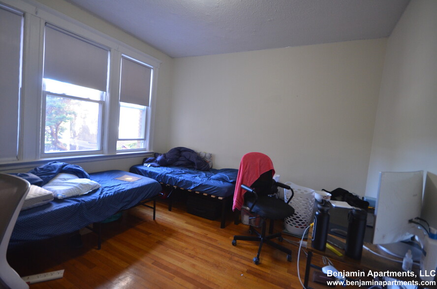 Primary Photo - 1638 Commonwealth Ave
