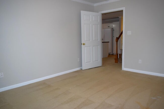 Building Photo - 106 Grove Landing Ct