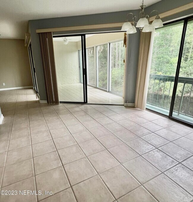 Building Photo - 8797 Como Lake Dr