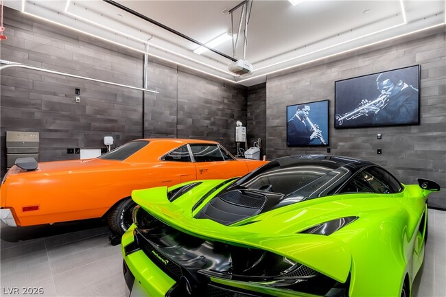 Building Photo - 5394 Succulent Rose Dr