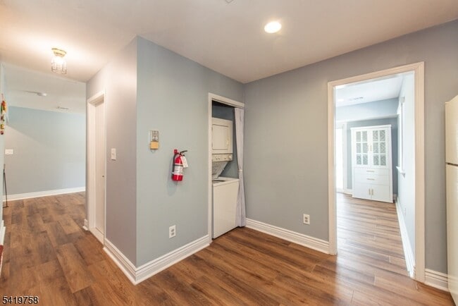 Building Photo - 56 Woods Edge Dr