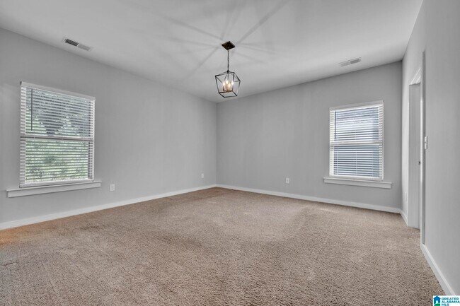 Building Photo - 559 Troubadour Ln