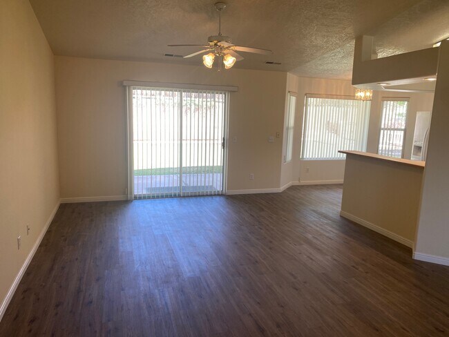 Building Photo - 1048 N 2100 W