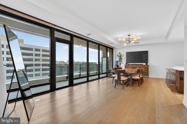 Building Photo - 1650 Silver Hill Dr