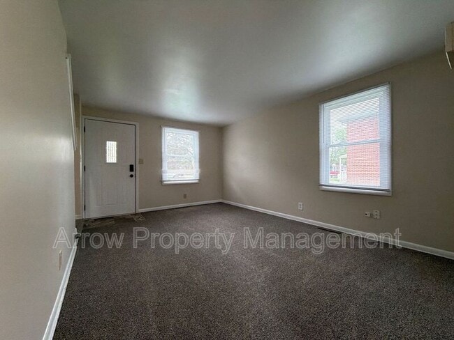 Building Photo - 5301 Benton St