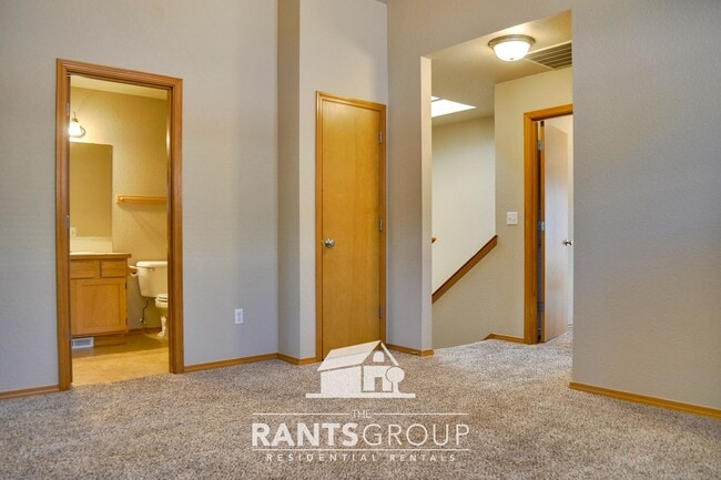 Building Photo - Low maintenance yard!