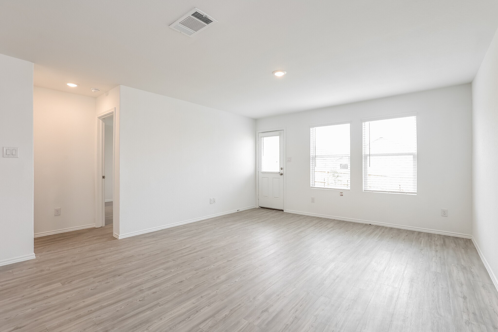 Building Photo - 4247 Southton Mere