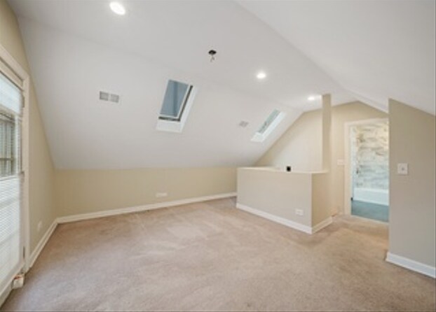 Building Photo - 1548 N Honore St