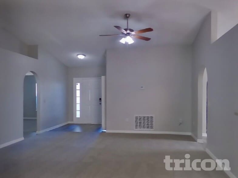 Building Photo - 3655 Braeden Ct