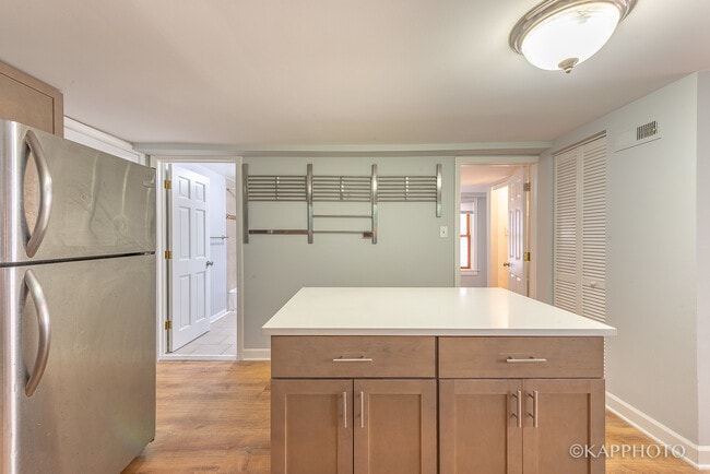 Building Photo - 3108 N St Louis Ave