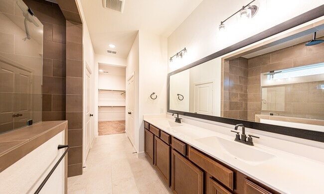 Building Photo - 17459 Vino Vines Ln