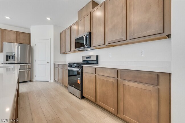 Building Photo - 4225 Zilker Pk Ave