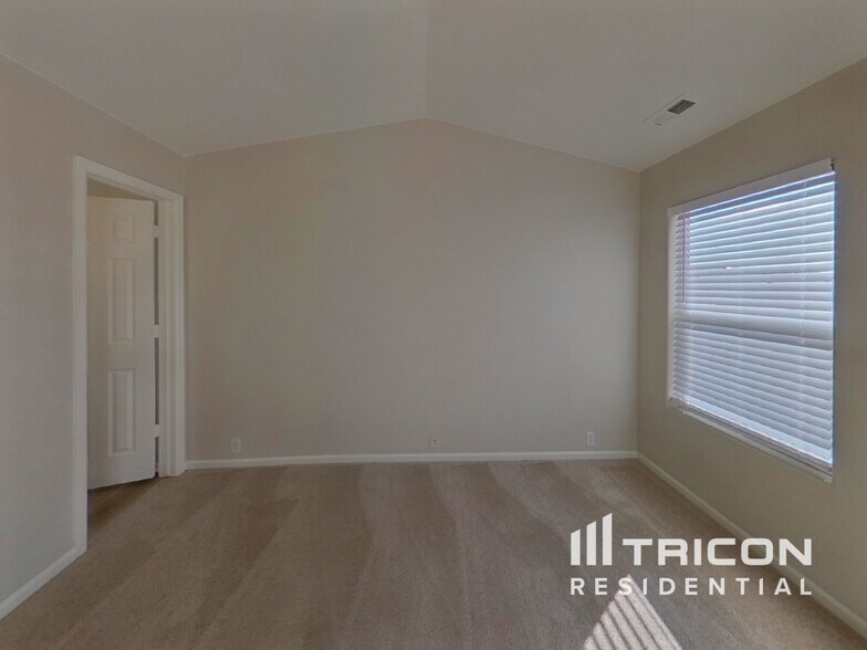 Building Photo - 2729 Brooksedge View