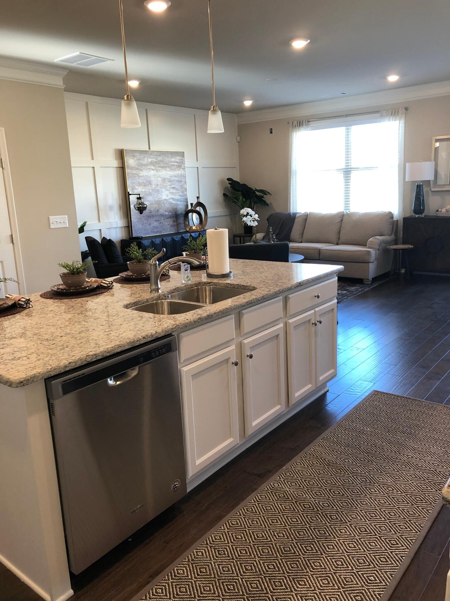 Kitchen Dishwasher & Double Sink - 2904 Weyhill Trl