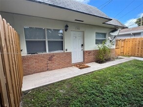 Building Photo - 216 NE 41st St