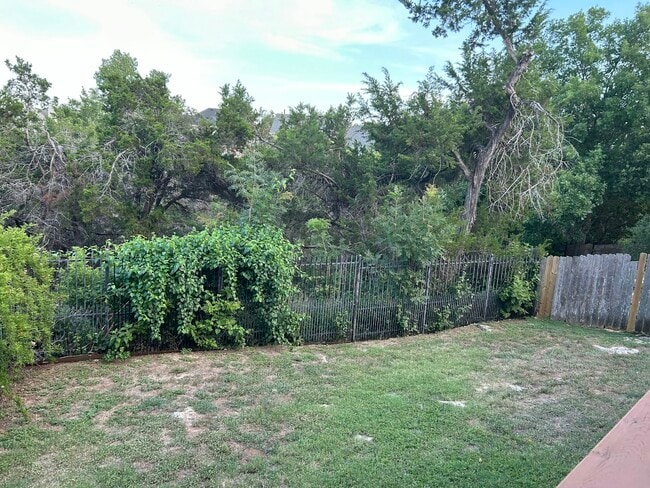 Building Photo - 7306 Ellaview Ln