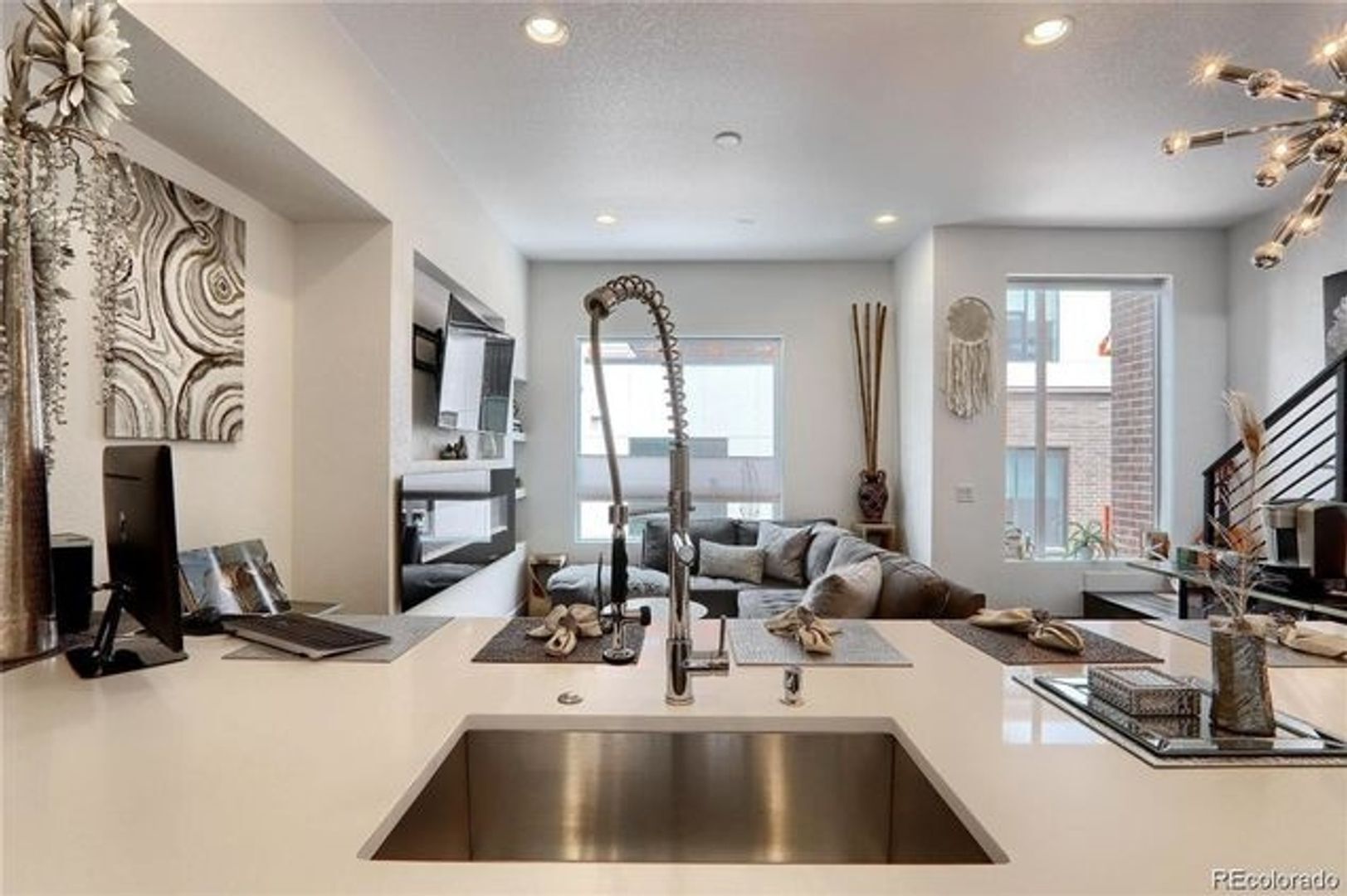 Building Photo - 3030 Wilson Ct