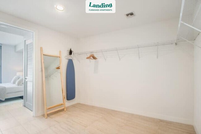 Building Photo - 3900 Biscayne Blvd