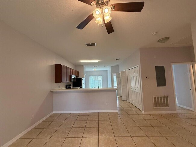 Building Photo - 816 Abbeville Ct