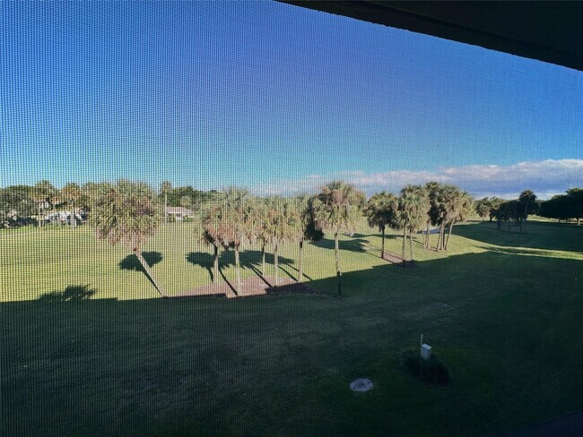 Building Photo - 2420 Deer Creek Country Club Blvd