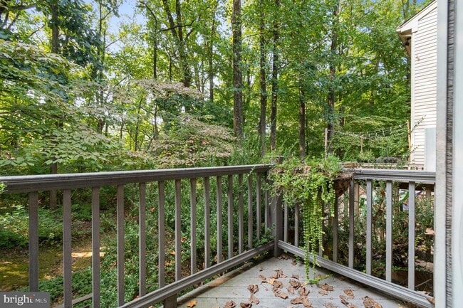 Building Photo - 10504 Pine Haven Terrace