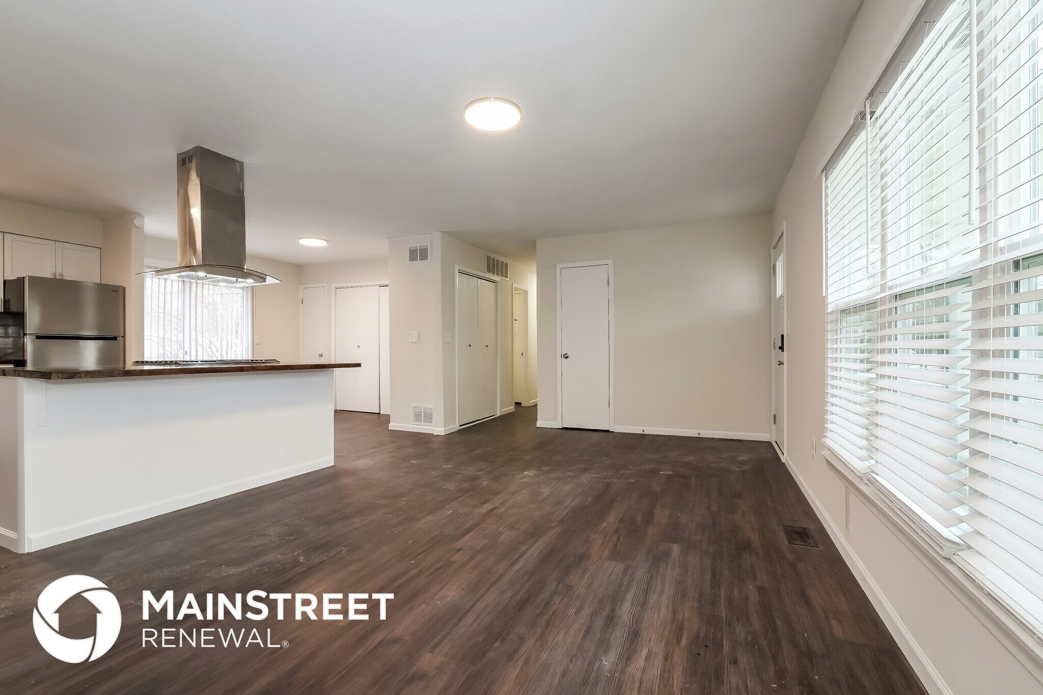 Building Photo - 17243 Chestnut Dr