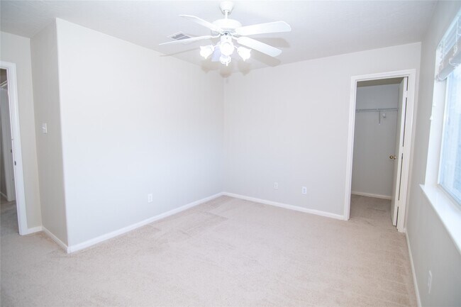 Building Photo - 25914 Chapman Falls Dr