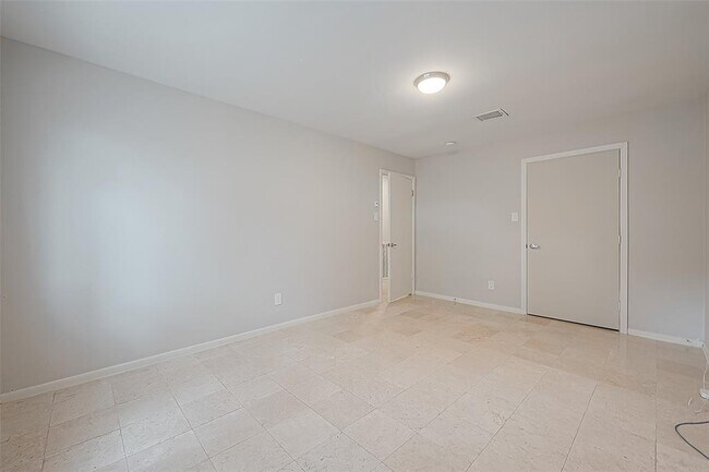 Building Photo - 10919 Villa Lea Ln