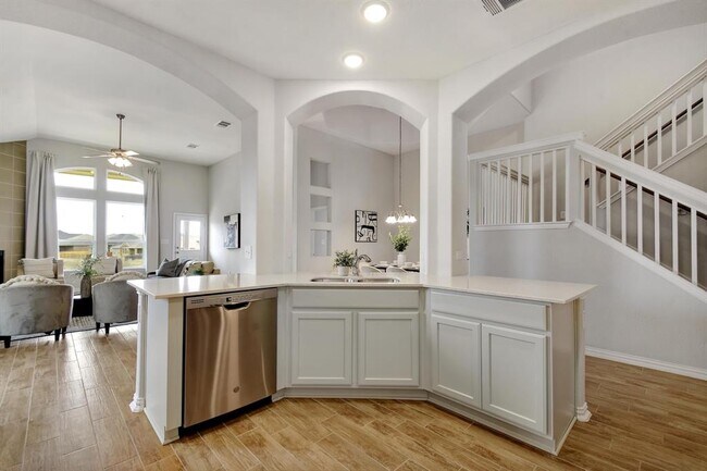 Building Photo - 858 Cherrystone Loop