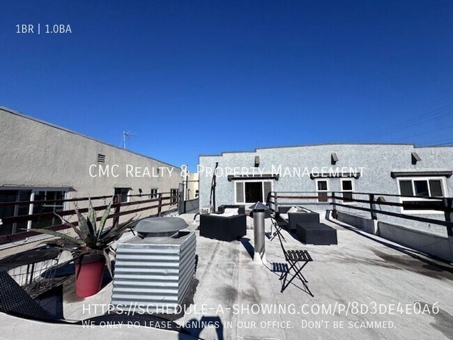 Building Photo - 827 E 4th St