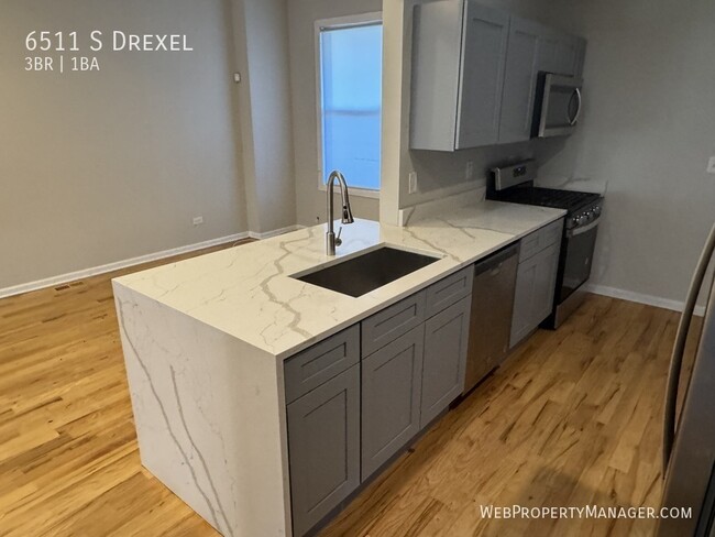 Building Photo - 6511 S Drexel-