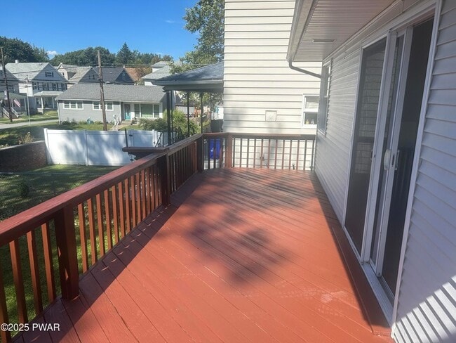 Building Photo - 2227 Capouse Ave