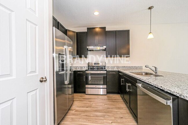 Building Photo - 451 Matilda Ln