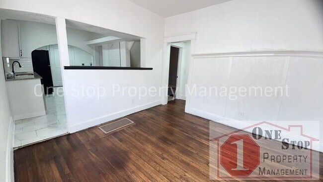 Building Photo - Beautiful 4 Bedroom 2 Bathroom Home in Kan...