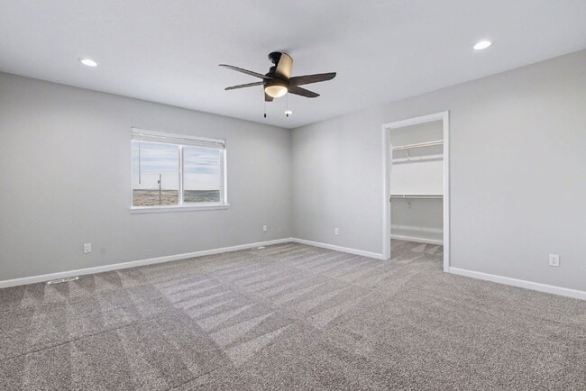 Building Photo - 1905 Tioga Ln