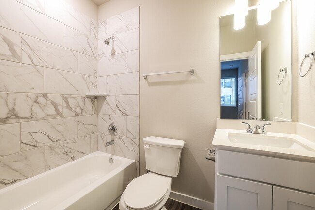 Building Photo - 18519 Centro Row