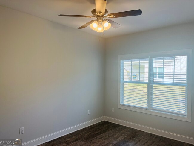 Building Photo - 110 Lenox Cir