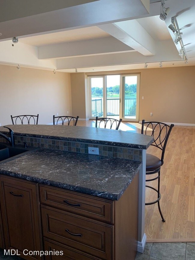 Building Photo - 2 br, 2 bath Apartment - 233 Jennison Place