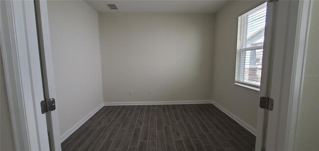 Building Photo - 2077 Camden Loop