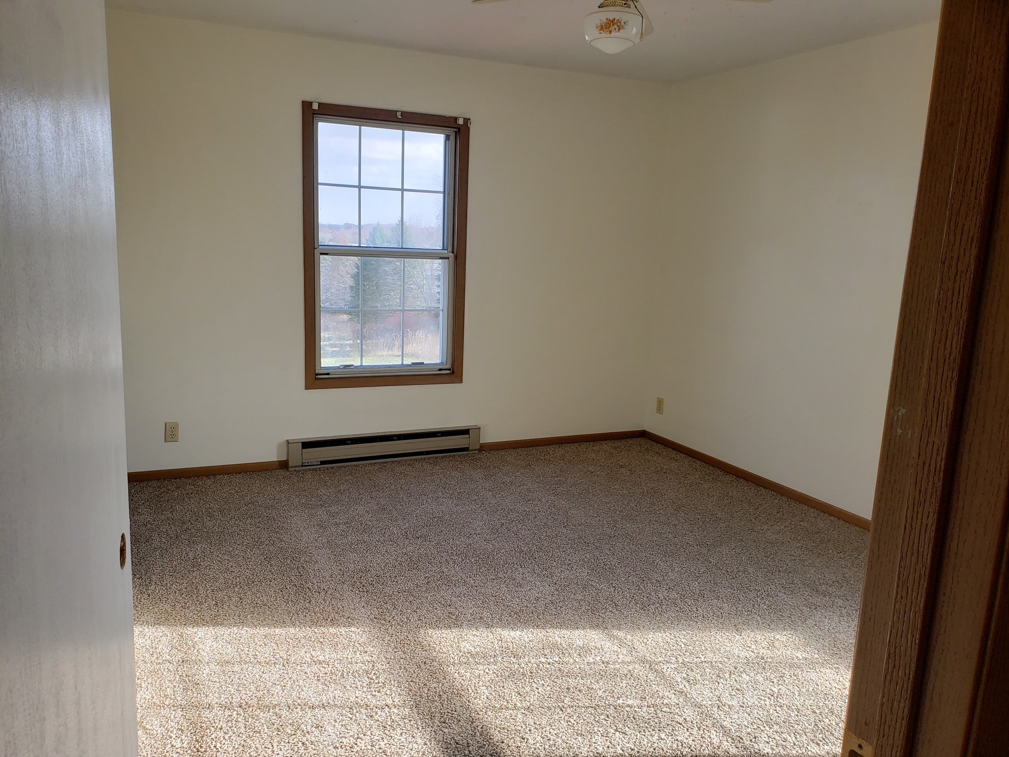 Building Photo - 2245 Sylvan Way