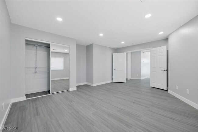 Building Photo - 265 Via Malorca St