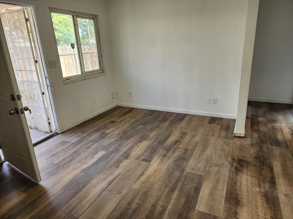 Building Photo - 116 Baker Way