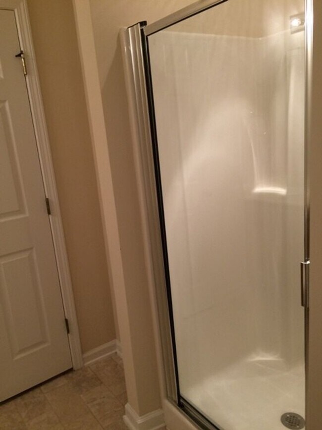 Building Photo - Prelease for January 2026!