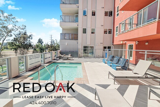 Building Photo - 11405 Chandler Blvd