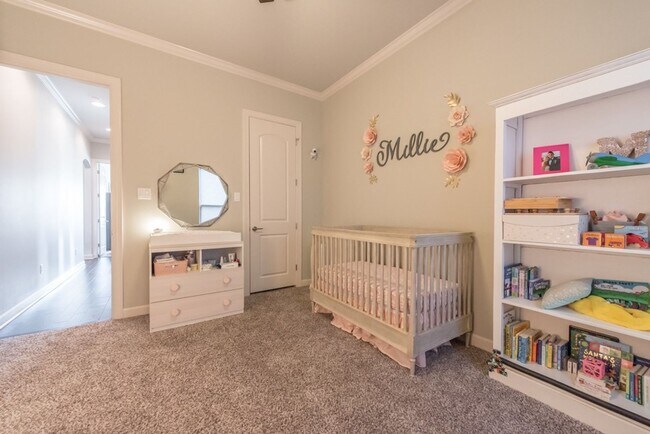 Building Photo - Sherwood Rental