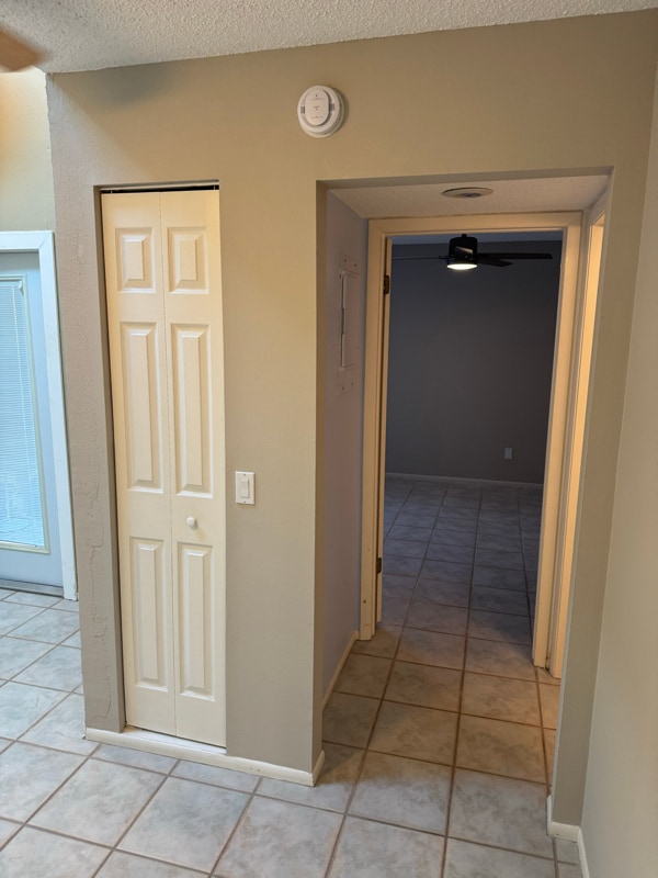 Building Photo - 8396 S Haven Ln