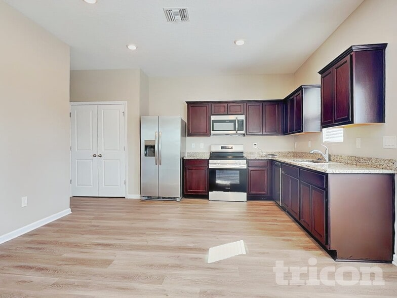 Building Photo - 34885 Daisy Meadow Loop