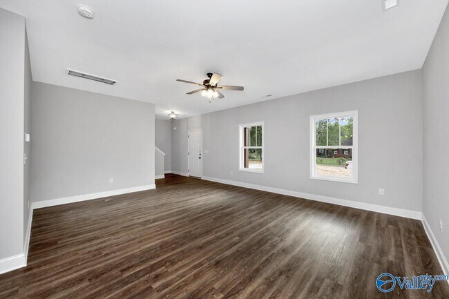 Building Photo - 1713 Golf Club Ln NW